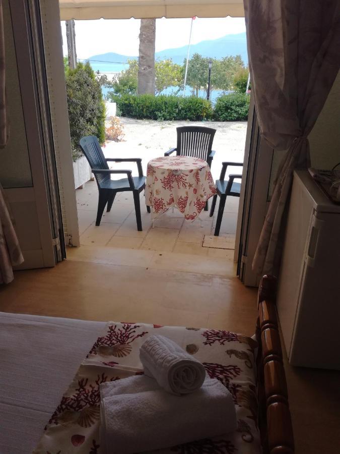 Gonatas Hotel Agia Efimia Exterior photo